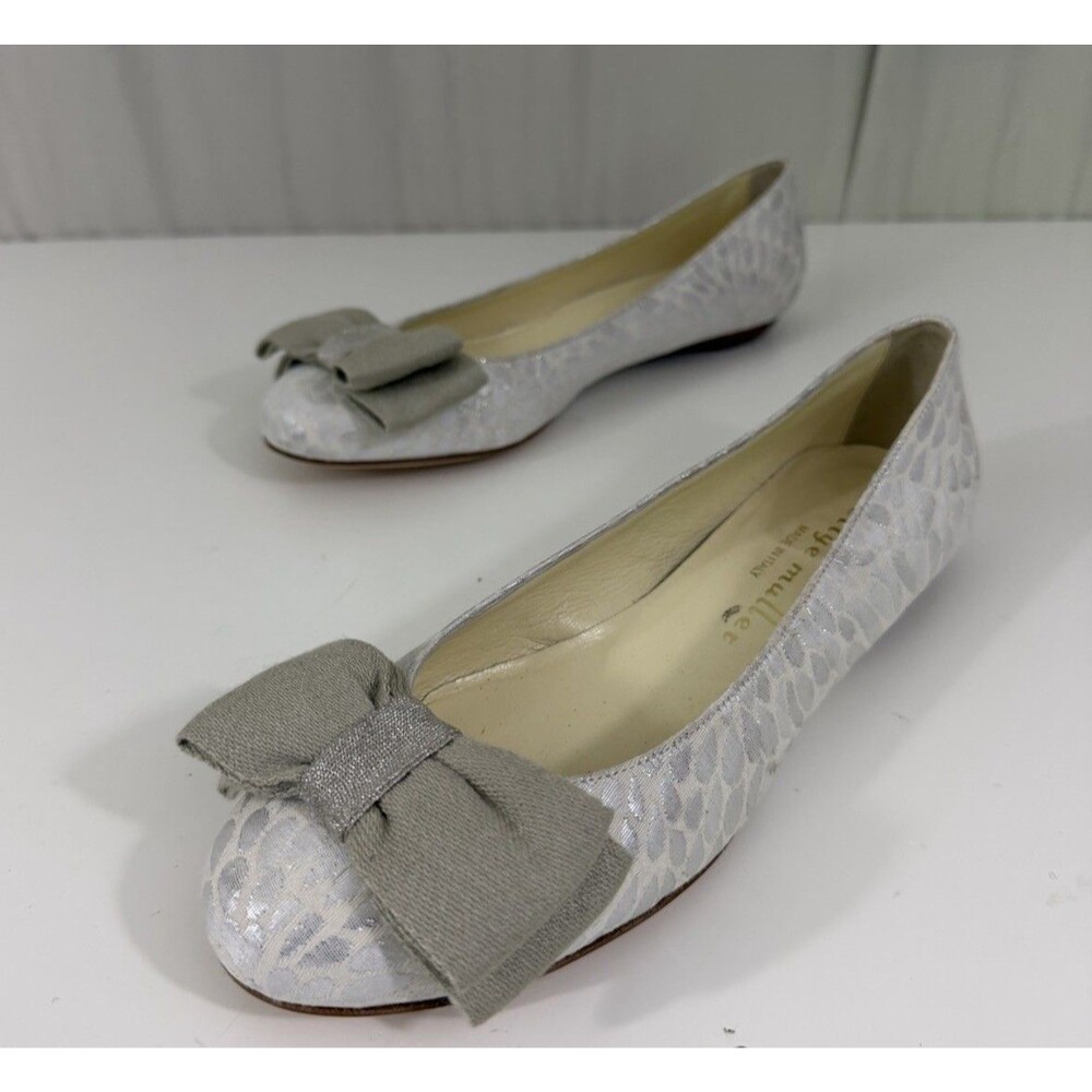 Bettye Muller Womens EU 36 US 6 Designer Italy Flats White Silver Shoe With Bow
